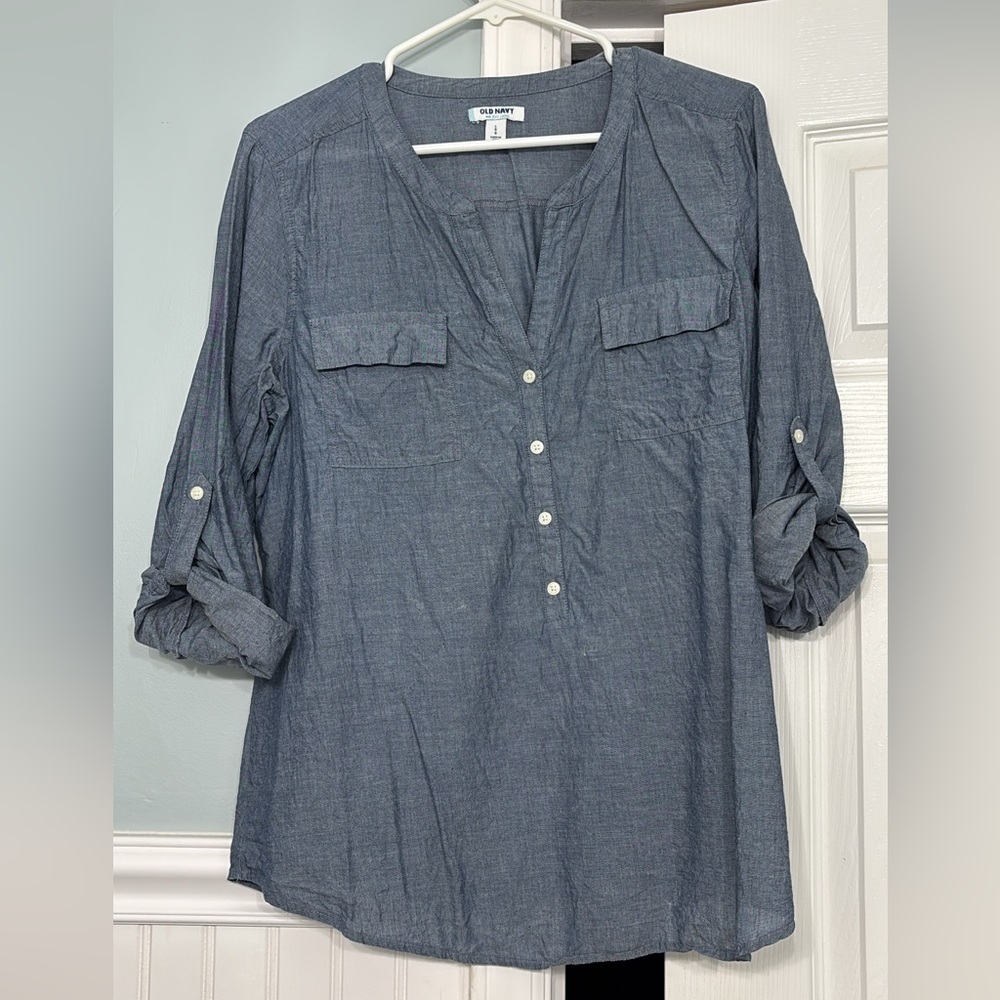 Old Navy Denim Buttoned Blouse
